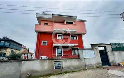 Foça Kazım Dirik Mah. Eşyalı Kiralık 3+1 Kapalı Mutfaklı Daire