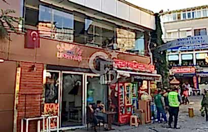FATİH SAMATYA MEYDANINDA 2 KATLI BİNA DÜKKAN