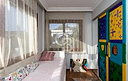 Foça İsmetpaşa'da Satılık Havuzlu Müstakil Villa