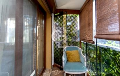 Foça İsmetpaşa'da Satılık Havuzlu Müstakil Villa