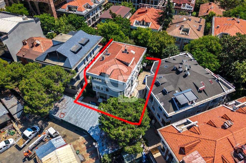 Fırsat Şişli 4 Katlı Satılık Villa