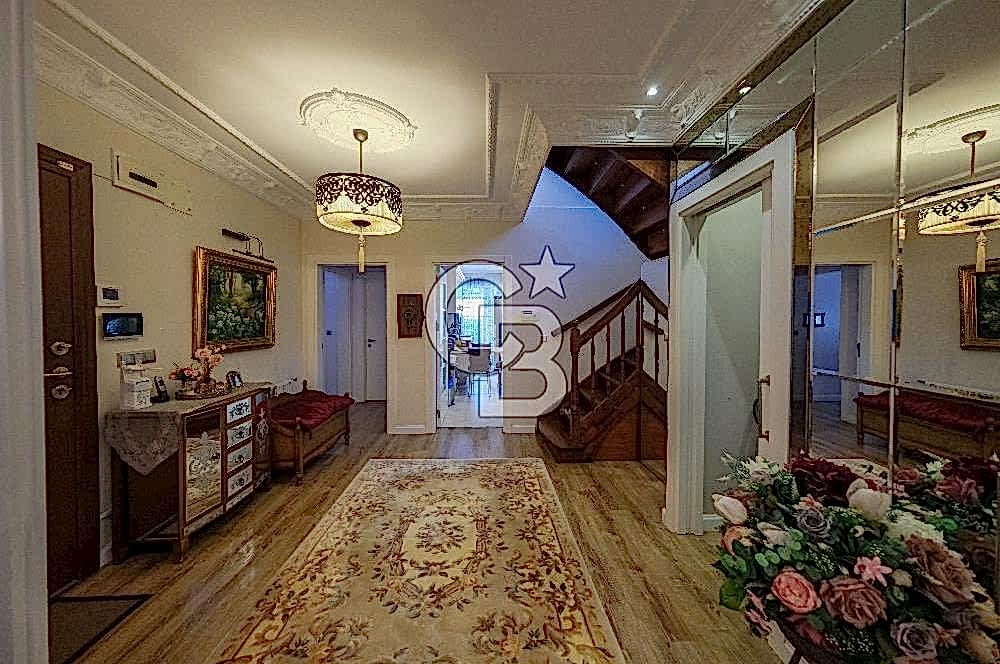 Fırsat Şişli 4 Katlı Satılık Villa