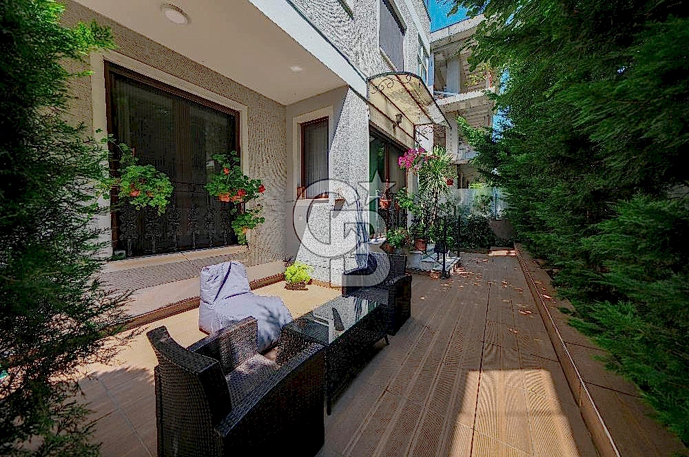 Fırsat Şişli 4 Katlı Satılık Villa
