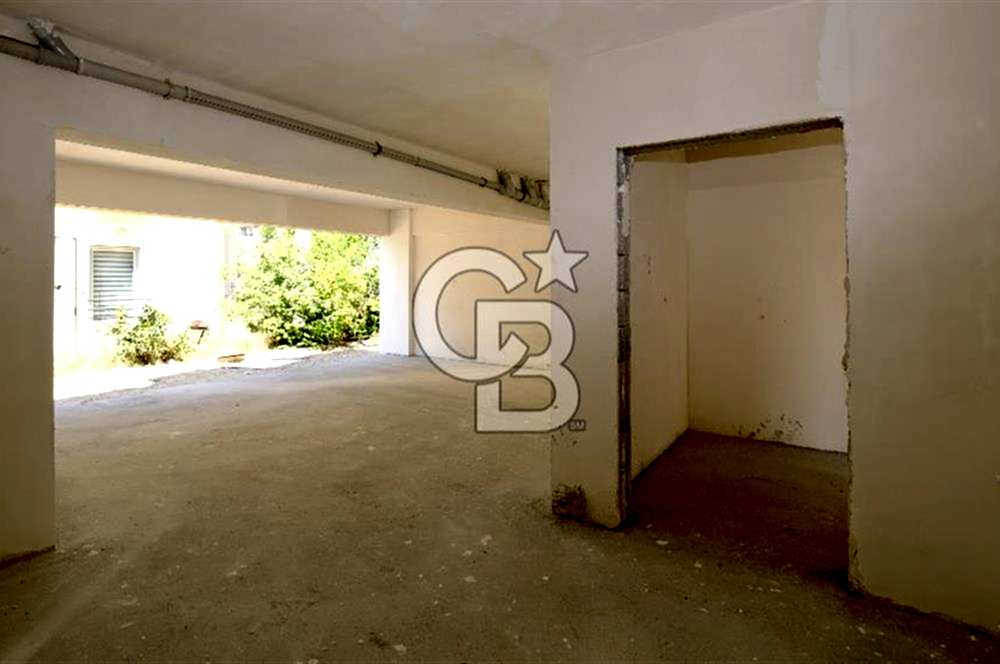 YAŞAMKENT BORUSAN, ELMAR TOWERS KARŞISI SATILIK VİLLA (İŞ YERİ)