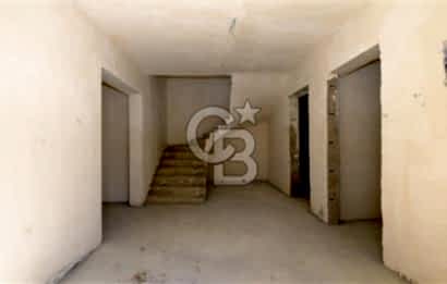 YAŞAMKENT BORUSAN, ELMAR TOWERS KARŞISI SATILIK VİLLA (İŞ YERİ)
