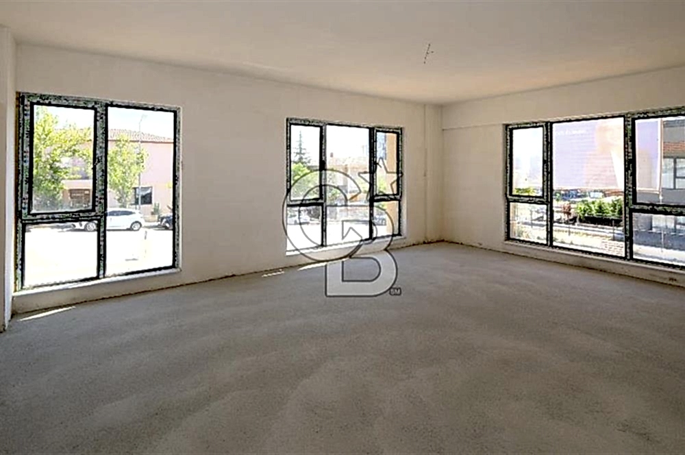 YAŞAMKENT BORUSAN, ELMAR TOWERS KARŞISI SATILIK VİLLA (İŞ YERİ)