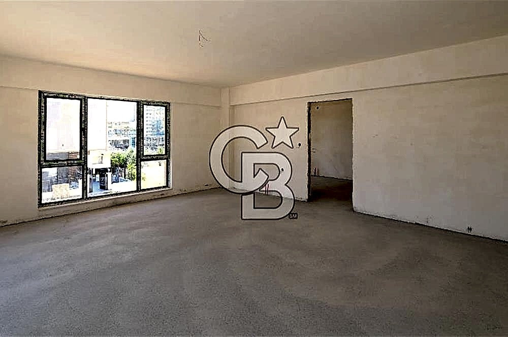YAŞAMKENT BORUSAN, ELMAR TOWERS KARŞISI SATILIK VİLLA (İŞ YERİ)