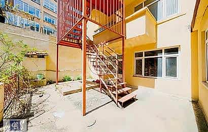 FINDIKZADE KOMPLE SATILIK BİNA