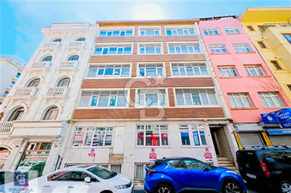 FINDIKZADE KOMPLE SATILIK BİNA