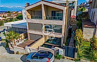 Güzelbahçe Yelki'de Kiralık Lüks Villa - Merkezi Sistemli